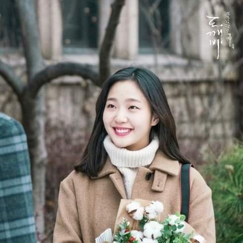 BossMarlouu's tweet photo. Kim Go Eun.  😔 ❤️ https://t.co/LQB54e0C1V
