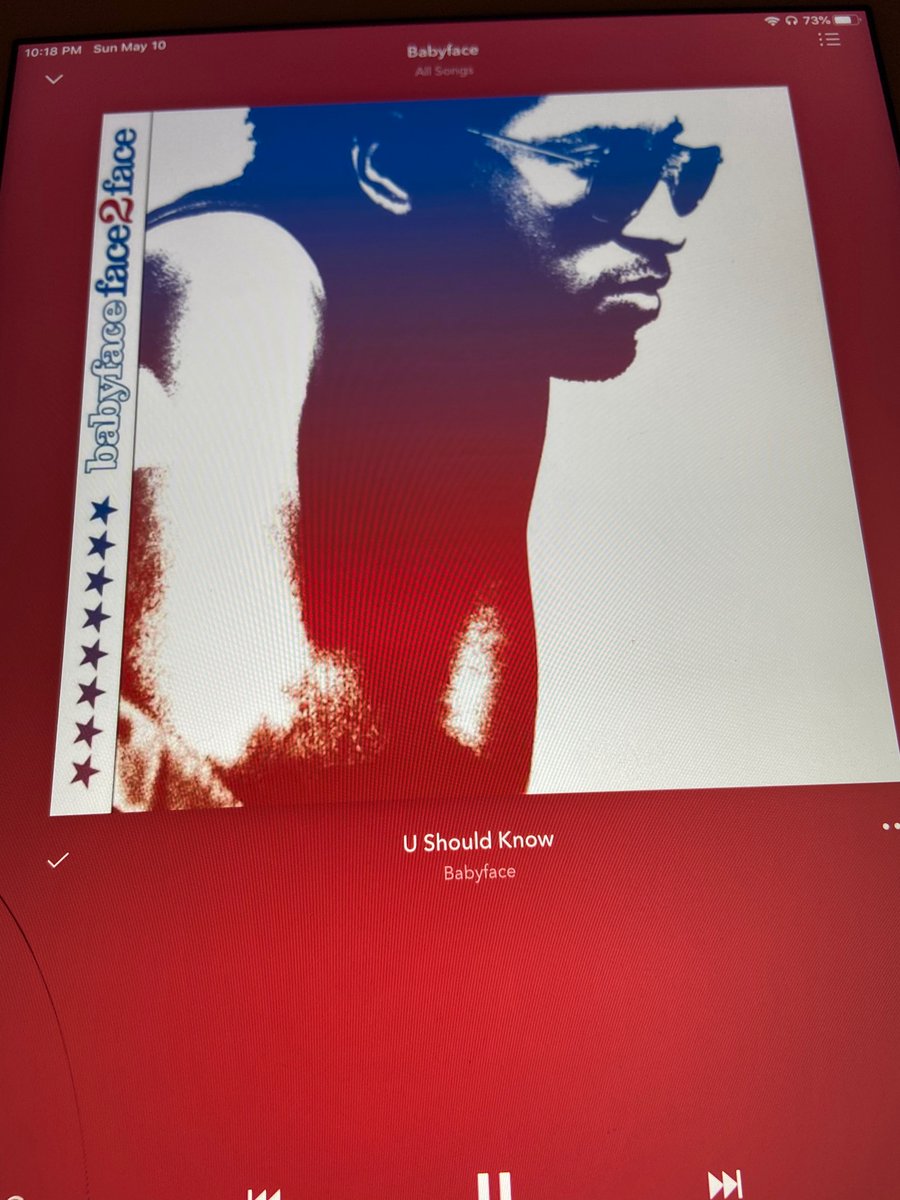 Esshcurls's tweet photo. Jammin to @KennyEdmonds #ushouldknow #realr&b #Babyface #babyface4ever https://t.co/Gr2riN0gtJ