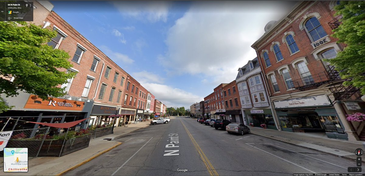 Chillicothe has a beautiful downtown too. It almost feels like a city in Virginia, as opposed to one in Ohio.