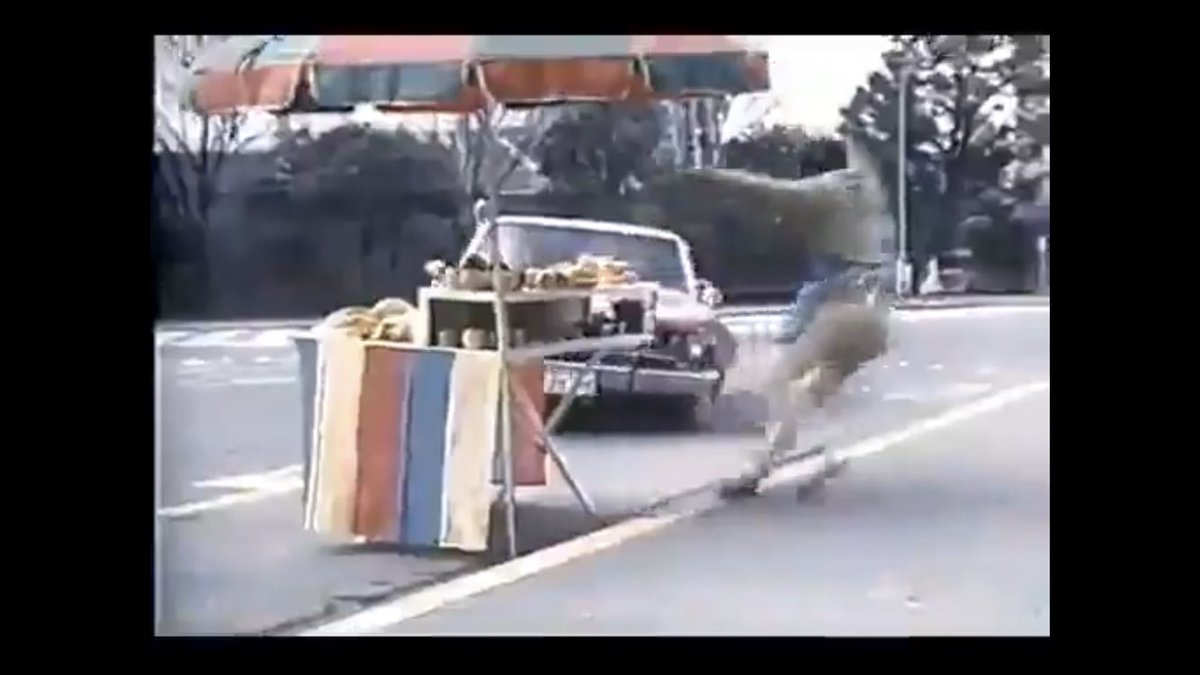 有元はるか No Twitter 二朗松田がやってるウォッチドッグス カーチェイス時の車の運転が不慣れすぎて 俺たちは天使だ のopみたいになってて毎回笑ってしまう T Co Ruxja0nrhi Twitter