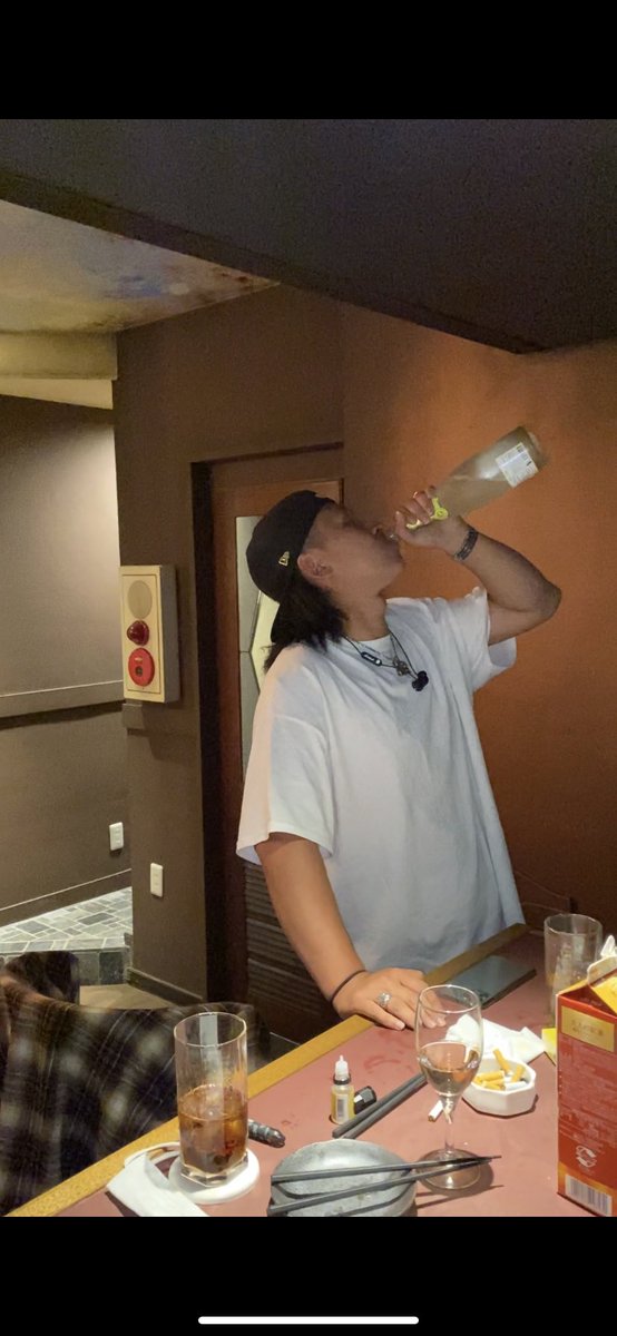 bar_ostim's tweet photo. 先日予約にて来店してくれた友人たち

ありがとうございました😂😂 https://t.co/t5XJZerTaT