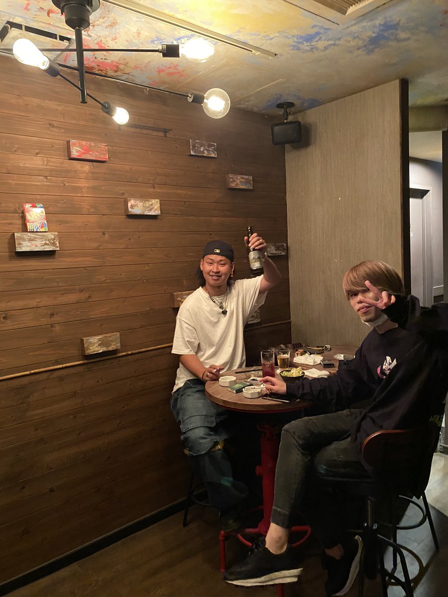 bar_ostim's tweet photo. 先日予約にて来店してくれた友人たち

ありがとうございました😂😂 https://t.co/t5XJZerTaT