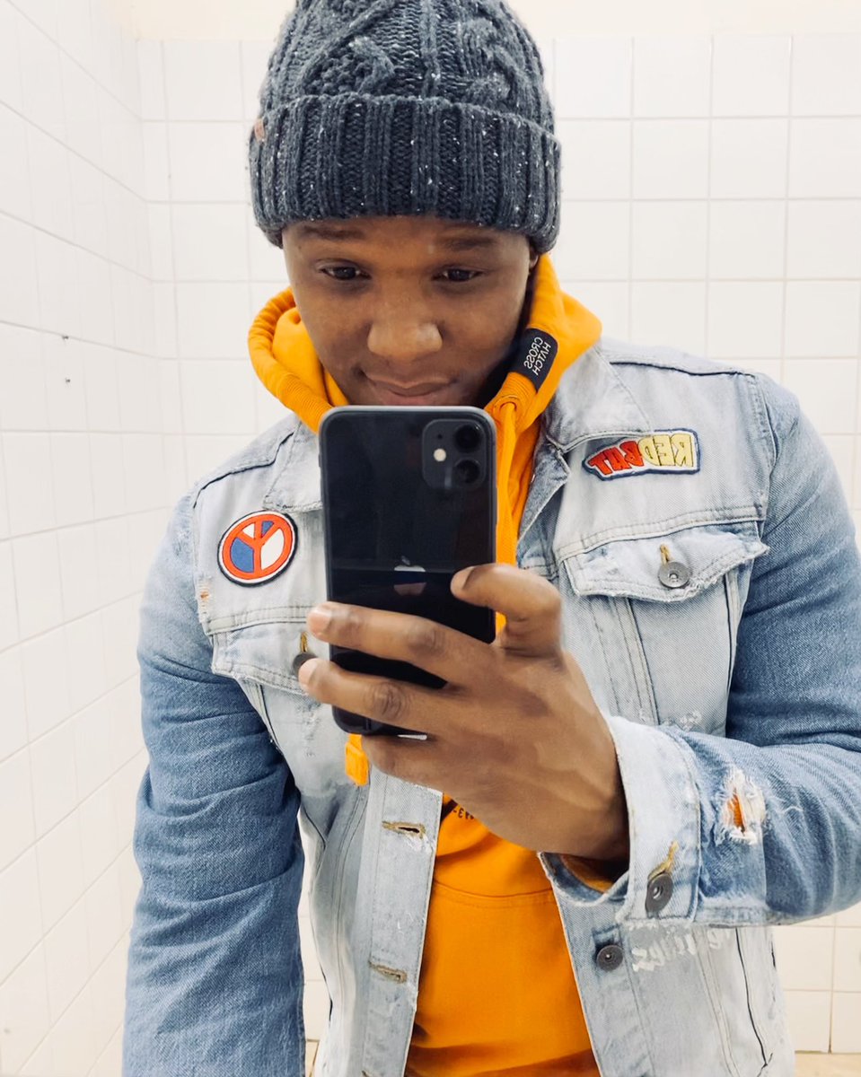 TCoretea's tweet photo. Night Shift🤦🏾‍♂️ https://t.co/XmsTlTnzWc
