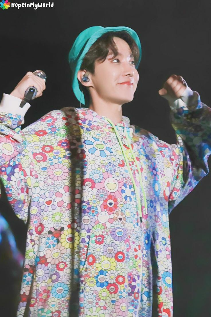~Hobi's best outfits in my opinion ; a thread ☆ @BTS_twt