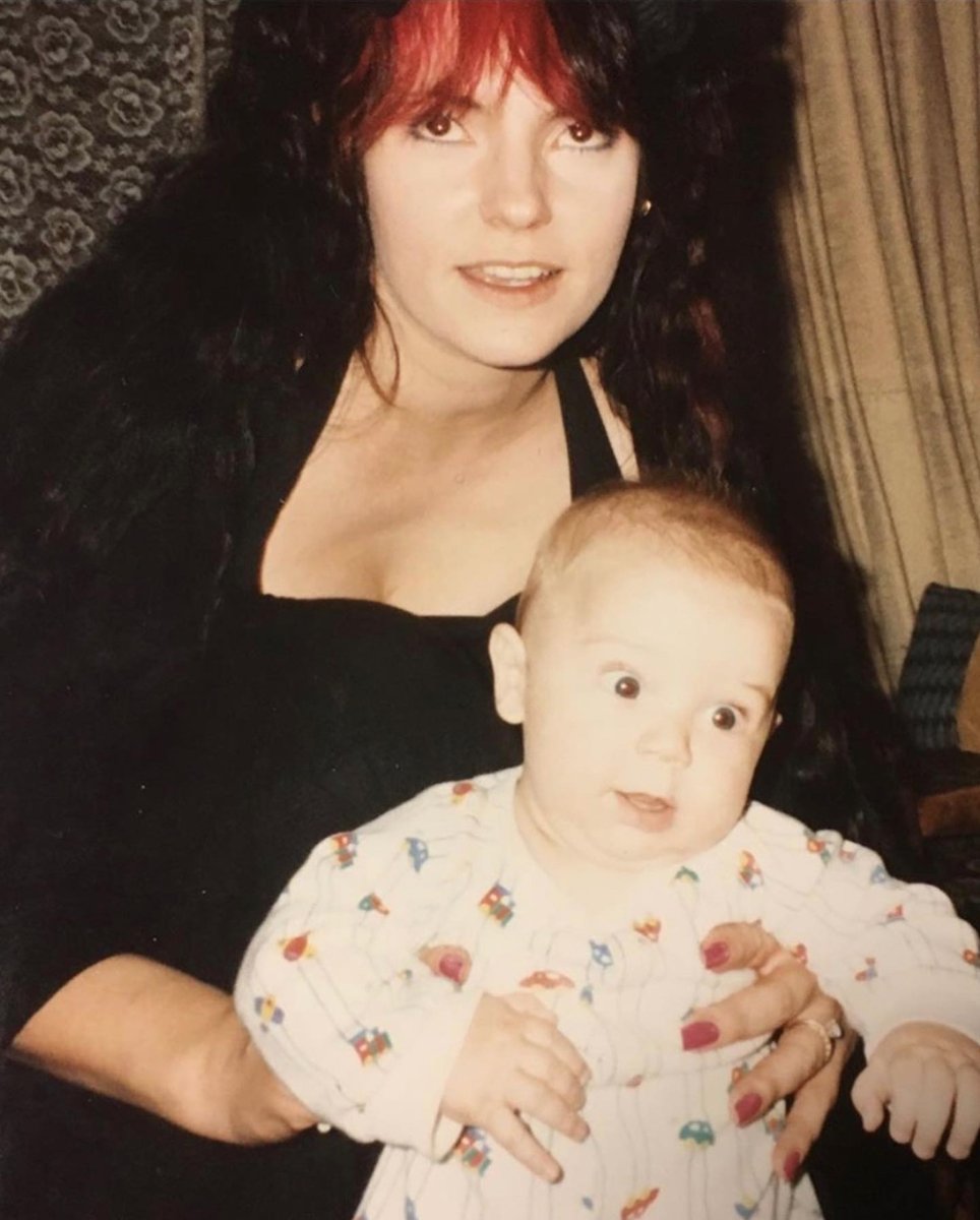 ChainflowerLA's tweet photo. Whether here or watching from above, our Moms are always with us. Happy Mothers Day 💐❤️ #Happymothersday #Mom https://t.co/7kjUlBIyun