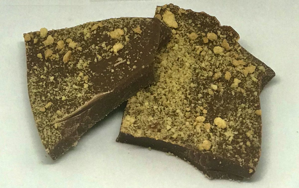 PotChocolates's tweet photo. We make fresh toffee and chocolate bark daily. https://t.co/Z2Ta8bTN8U #cannabistoffee #toffee #cannabisinfusedchocolate https://t.co/Gi2jVRcang