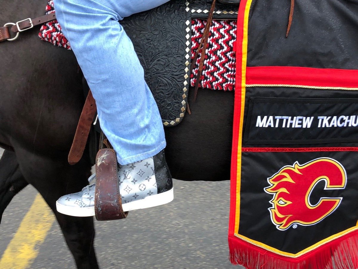 Matthew rode a horse wearing silver Louis. Once a friend of Auston Matthews, always a friend of Auston Matthews. Goodnight.