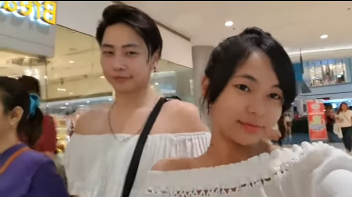 jhnnmrdgzmn's tweet photo. #OffShoulderChallenge
#JaiGa
@AgassiChing
@jaiyieee
@JaigaCavite1 https://t.co/NULOEoG0oQ