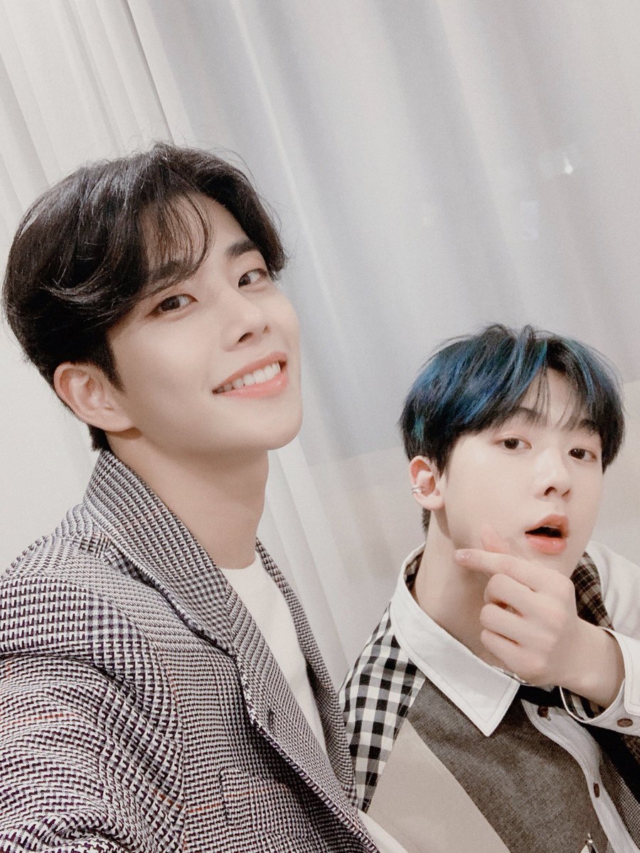 genieoriginal's tweet photo. [GUEST #ASTRO ] 
잼스에 놀러온 #아스트로 엠제이 &amp; 산하 &amp; 라키 &amp; 문빈이 ! 유튭 구독하고 곧 만나요🤗 @offclASTRO 

-5/13 아이돌미술관🎨
-5/15 킬링클래스 👨‍🏫

Gems Youtube▶https://t.co/pRyGGeZf6z https://t.co/J29u2dUG7F