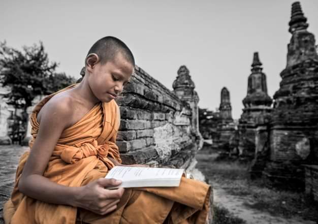 SSD_2006's tweet photo. "I am your Guide not God."

#Tathagat_Buddha

"मैं आपका मार्गदर्शक हूं भगवान नहीं"

  #तथागत_बुद्ध https://t.co/zG7eVxK9HL