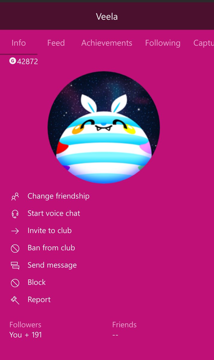 TrinityRoze's tweet photo. Hi everyone! It's time to EXPOSE the #catfish ! I mentioned earlier that he was pretty heavily known in the #GearsofWar community &amp; is well known for Selling &amp; Swapping Gamertags &amp; such. Maybe you've heard of him? Or should I say them?

Meet Veela.

AKA LOGAN https://t.co/wWGK8hHi4v