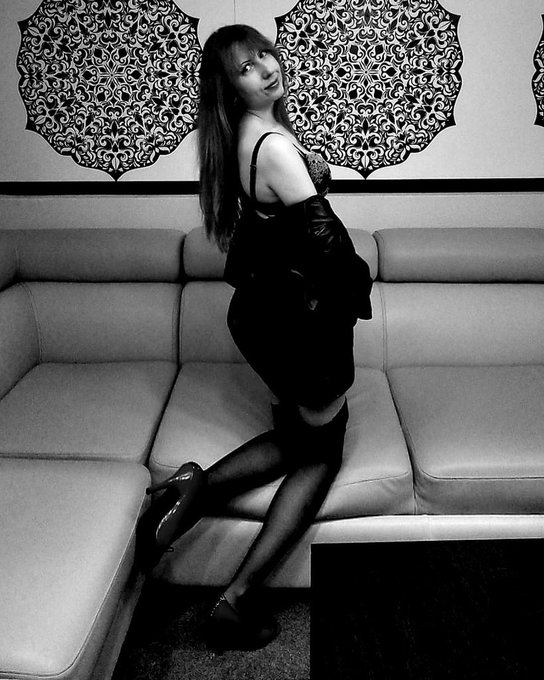 Mijn nieuwe foto op Kinkylife: Have a nice Sunday to all XXX https://t.co/angP6zexIH https://t.co/pO