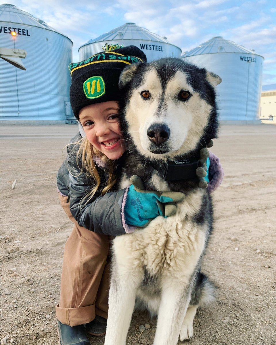 Cutest seeding helpers in the 306 💚 #MissMadelyn #Scouter