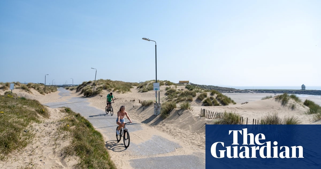 TheNewsPlug's tweet photo. Britons want quality of life indicators to take priority over economy. Polls finds majority would like ministers to prioritise health and wellbeing over GDP during coronavirus crisis → https://t.co/dcFCyvcPSA https://t.co/Q1sd4MF8qP