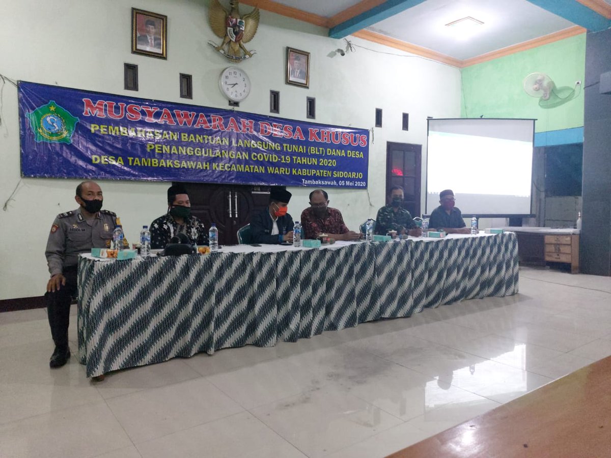 Miftahul080888's tweet photo. MusDesus prcapat pnyaluran BLT DD brsama TA Kab.SDA Bpk Camat, Kasipem d'desa se kec.Waru
#BLTDDBerkah 
#tppijawatimur 
#tppdeltasidoarjo 
@Jokowi
@halimiskandarnu
@anwsanusi
@imansyukri
@malik_haramain
@taufikmadjid71
@fachrilabalado
@AndryDewantoAh1
@kpw4jatim 
@P3MDSidoarjoKab https://t.co/8bPmU3utNS