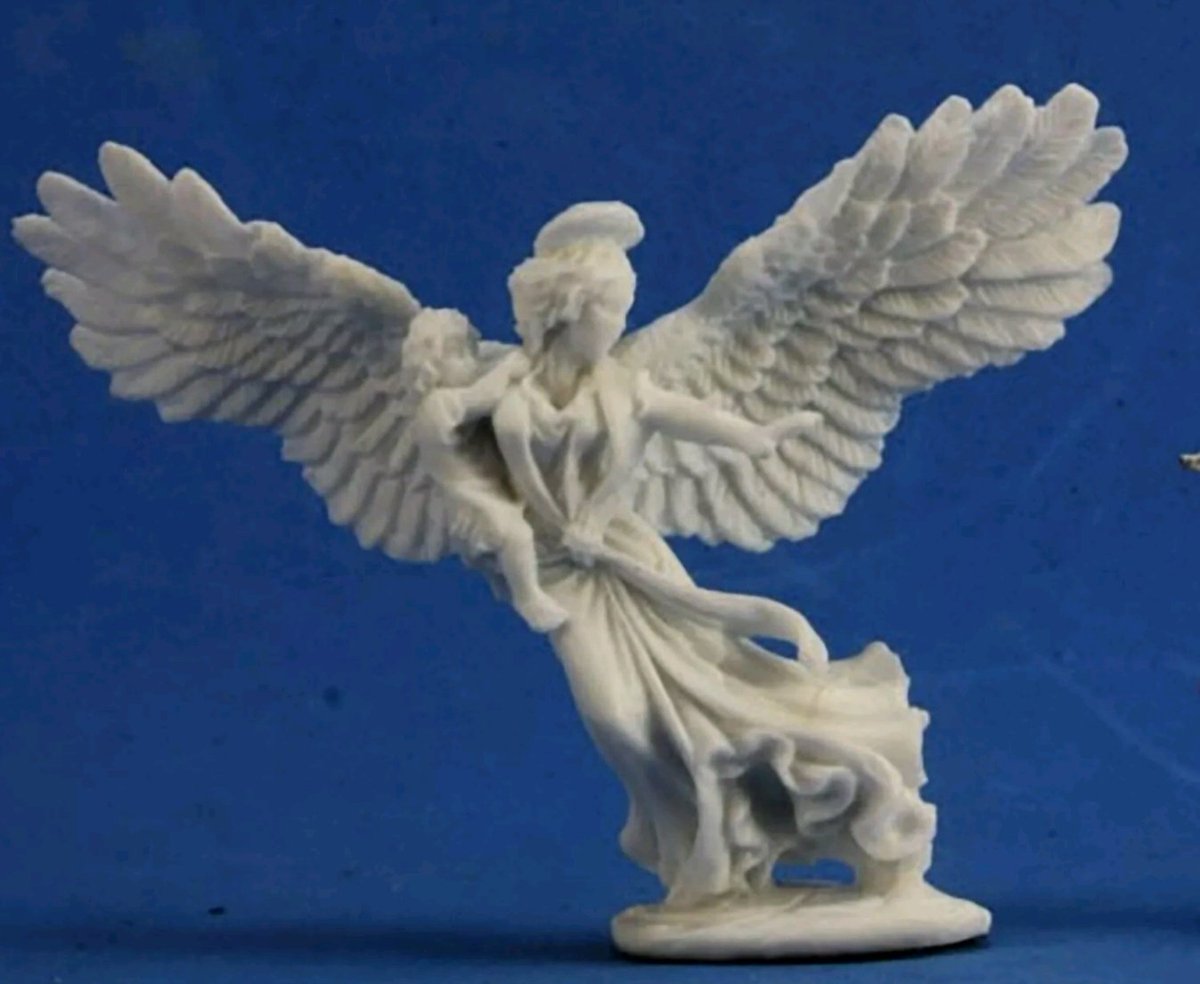 And my first statue arrived today, a  @reapermini Angel of Protection. Just need to make a plinth.