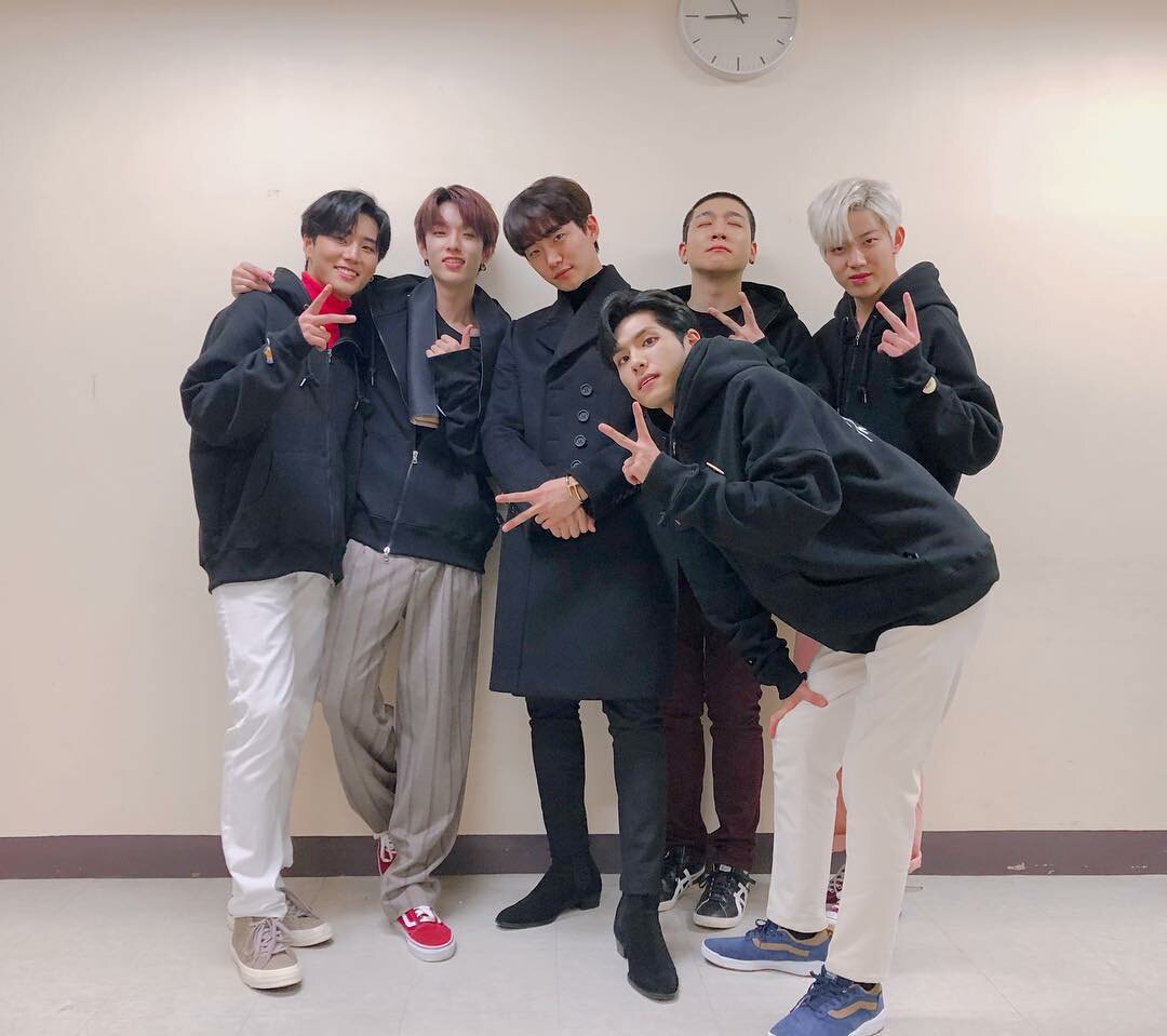 2PM babies with the day6 babies,absolutely devastating because of the cuteness