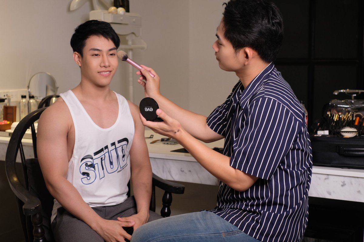 chalayut_'s tweet photo. แต่งหน้า+ทำผม น้องแฮค ถ่ายแบบรีวิวแป้ง eve
Special Thanks : eve_cosmetics————————————————
🅿️ : CHALAYUTStudio
☎️ : 0️⃣9️⃣0️⃣8️⃣9️⃣3️⃣3️⃣5️⃣7️⃣3️⃣
Ⓜ️ : mr_bobbo
————————————————
#chalayutmakeup
#CHALAYUTStudio
#ช่างแต่งหน้าเชียงใหม่ https://t.co/Oto3gBimdn