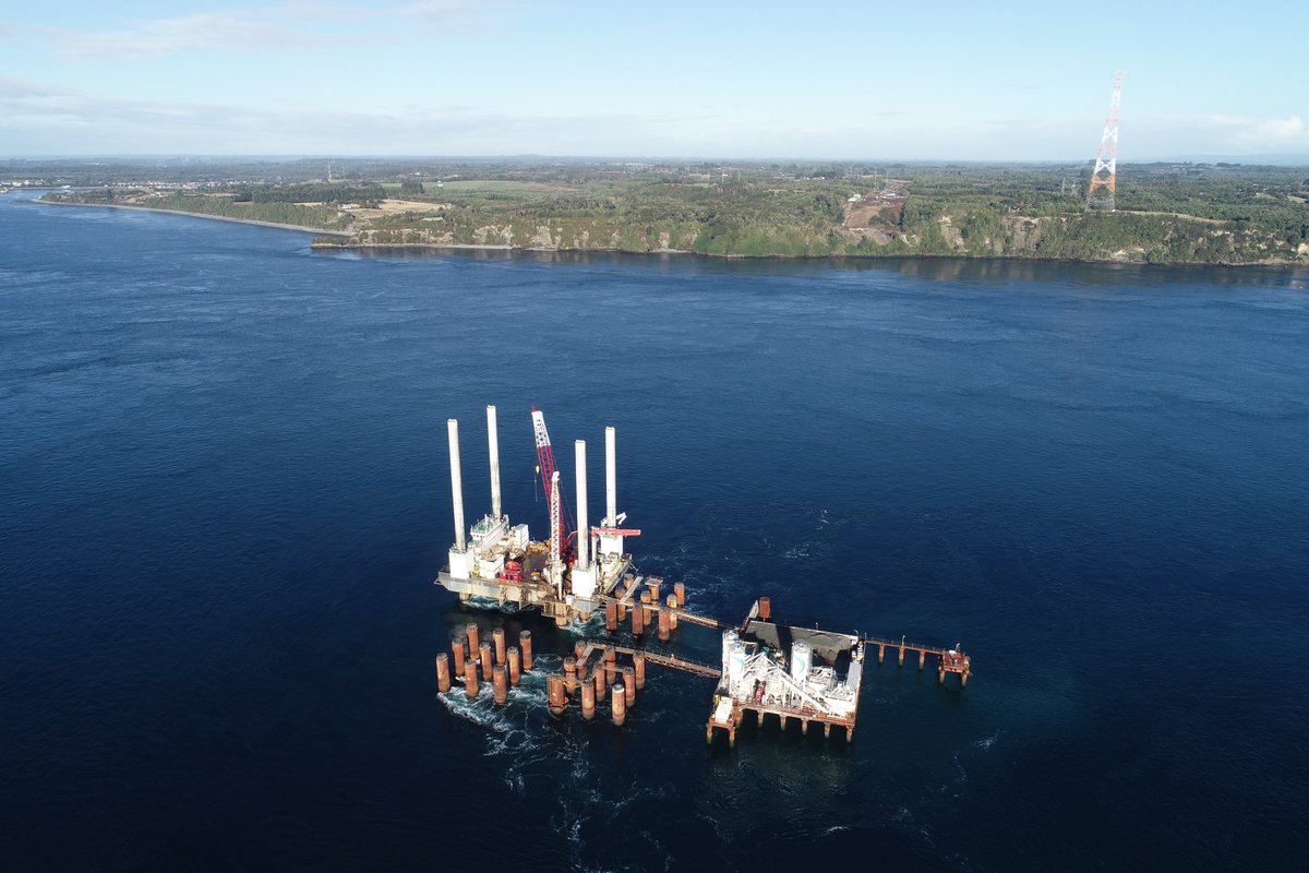 GruppoTrevi's tweet photo. #TreviChile is carrying out #foundationWorks for #ChacaoBridge piles: lights between Central and North Piles will stretch for 1,553m and between Central and South Piles will cover 1,055m , thus becoming the longest suspension bridge in South America
https://t.co/jX9c0B9xjI https://t.co/eU4MWy9M3I