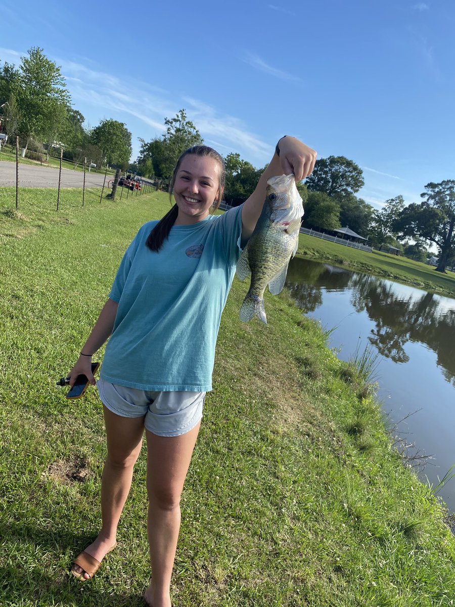 garret_davis's tweet photo. Just wanted to say happy 21st birthday to this beauty ! Hope you have an amazing day ❤️🍻🍻 @ssummerarmandd https://t.co/jq0I93HPTp
