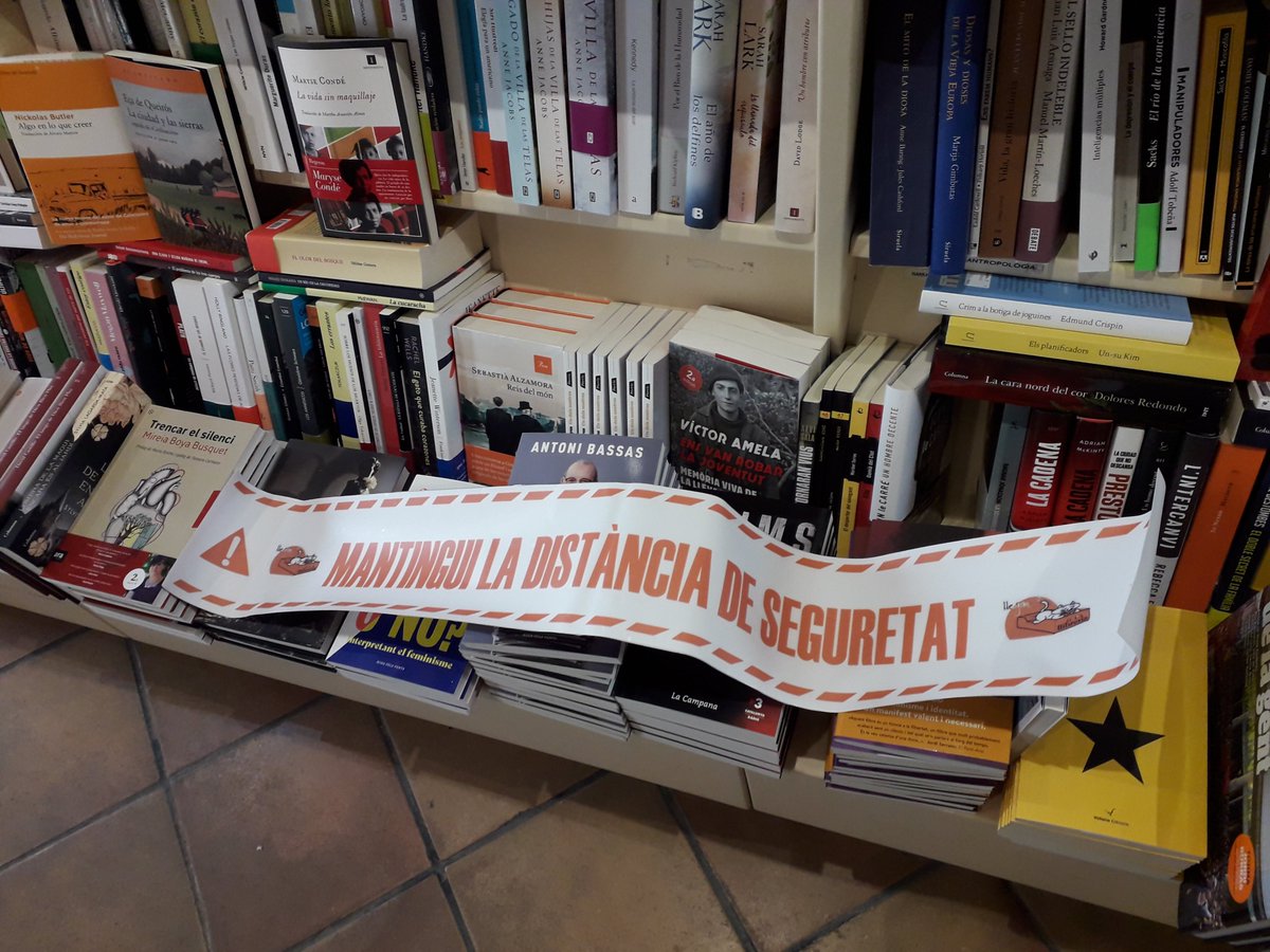 #ElGranMosaicJo també vull ser a #ElGranMosaic impulsat per <a href="/omnium/">Òmnium Cultural</a>. Una obra d'art i de solidaritat col·lectiva dirigida per l'artista Joan Fontcuberta de la mà del <a href="/cruillabcn/">FESTIVAL CRUÏLLA</a>. Un homenatge a l'esforç i la diginitat de tots els qui sumen per avançar davant la Covid-19