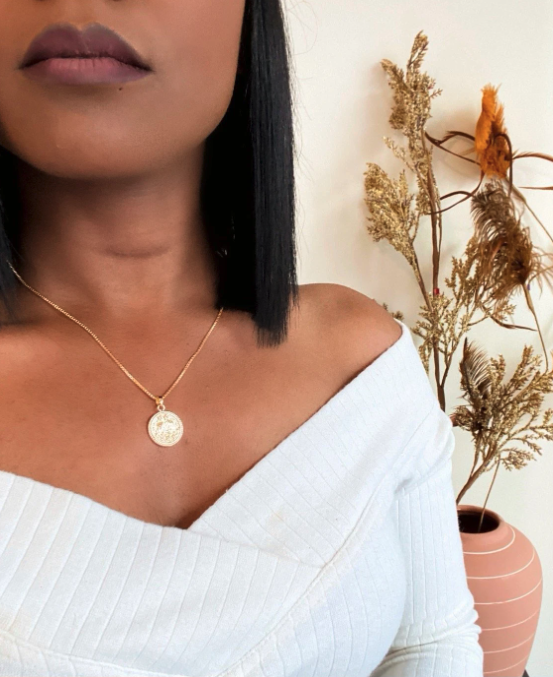TheReadyPretty's tweet image. New on the The Shoppes - this Zodiac gold necklace 😍 . Where are my fellow Geminis?!? *Adds to cart* loom.ly/8dAxwHU #shoptheshoppes #readypretty #geminiseason