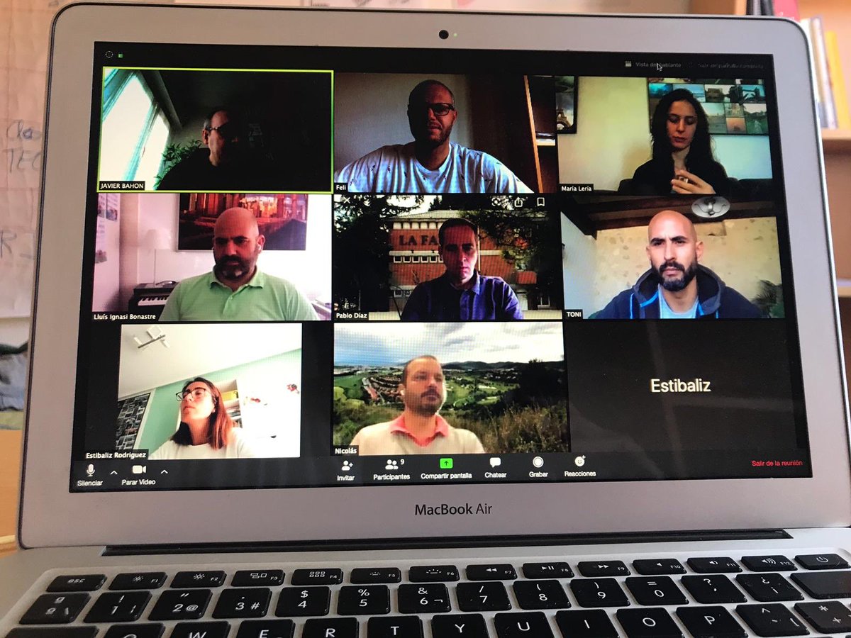 Todo el equipo del <a href="/cooperativojj/">Centro internacional de Aprendizaje Cooperativo</a> hemos compartido una mañana muy fructífera de trabajo en cómo dar respuesta en la situación actual a todas las propuestas de formación en #aprendizajecooperativo. Más info en cooperativo.org