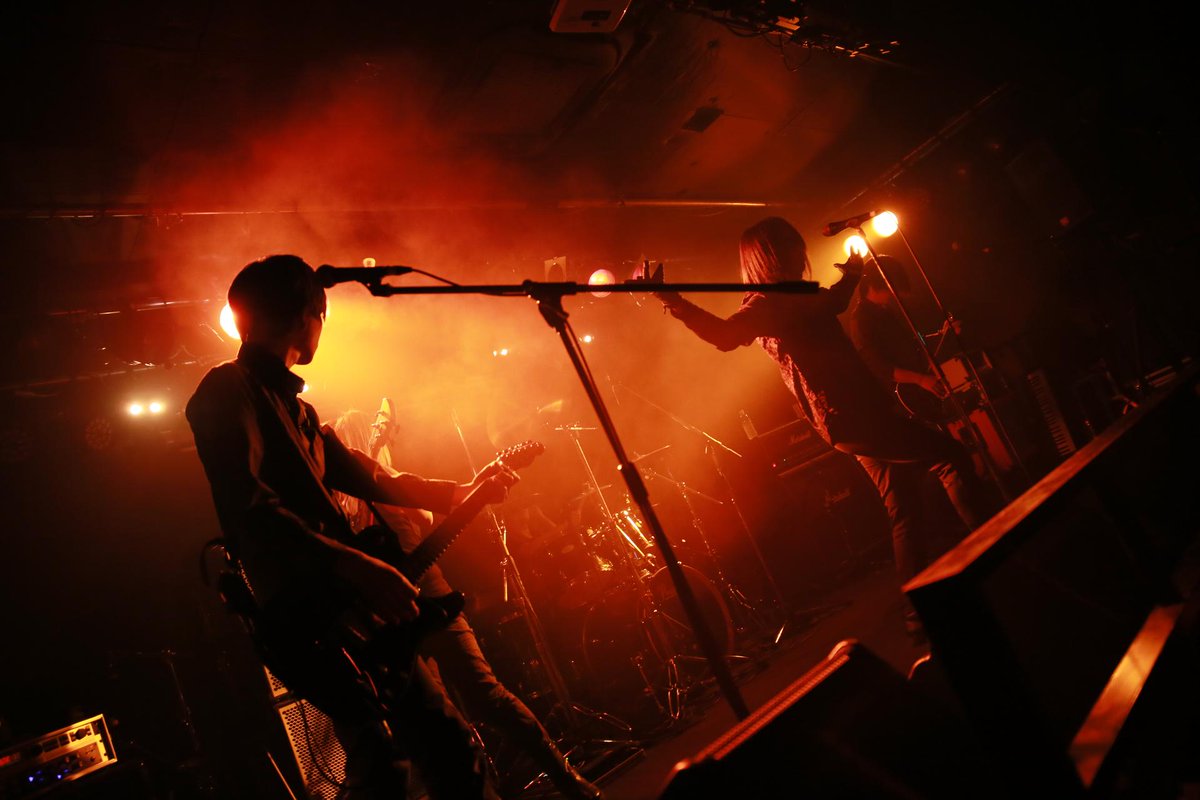 toge_toge_2's tweet photo. 2019.12.14 at 春吉 INSA
M@ru presents CROSS ROCKS VOL.35
O.A. EXTA SEA(LUNA SEA tribute)
1 of 3
#ExtaSea #Maru #CrossRocks #INSA #クロスロックス #photography #コピバン #ライブハウス #ファインダー
#ファインダー越しのわたしの世界 #ライブ写真 #tribute https://t.co/ZioexJ5Ewv