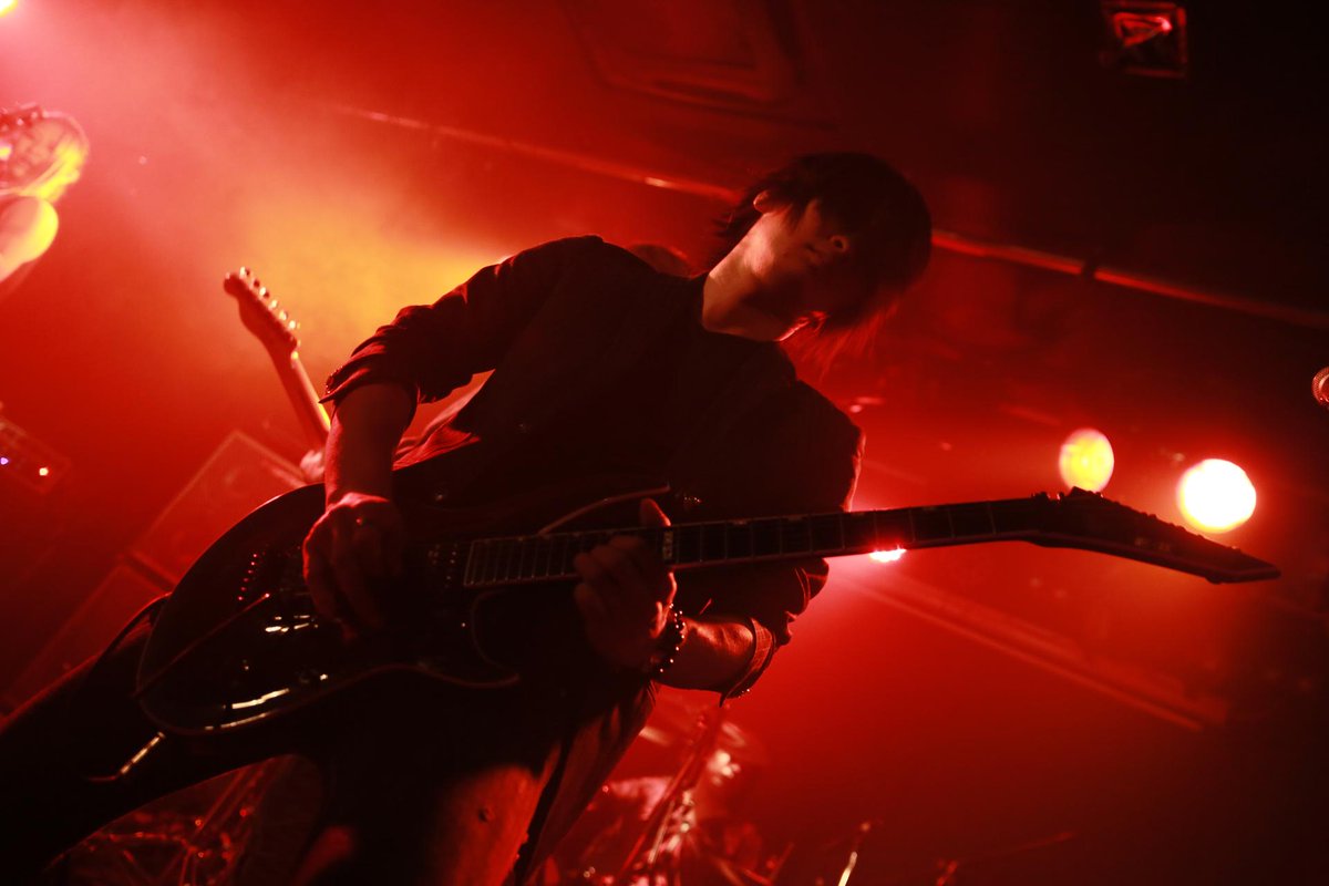 toge_toge_2's tweet photo. 2019.12.14 at 春吉 INSA
M@ru presents CROSS ROCKS VOL.35
O.A. EXTA SEA(LUNA SEA tribute)
2 of 3
#ExtaSea #Maru #CrossRocks #INSA #クロスロックス #photography #コピバン #ライブハウス #ファインダー
#ファインダー越しのわたしの世界 #ライブ写真 #tribute https://t.co/jxoH53wP0W