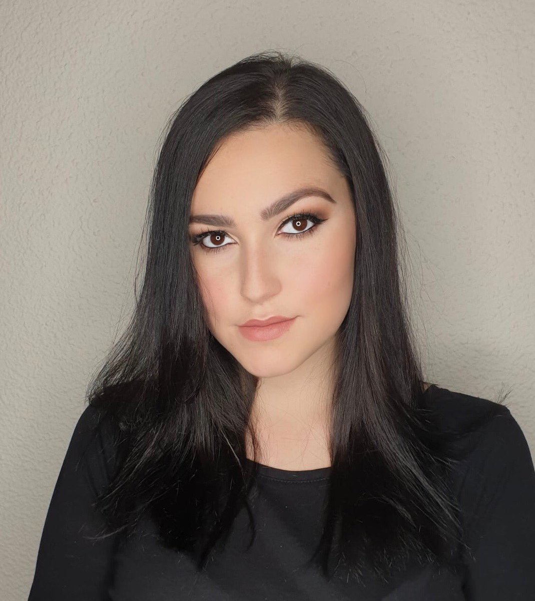 camifernandezmk's tweet photo. Este Makeup es perfecto para usarlo tanto en el día como en la noche #makeup #maquillaje #maquillajemadrid #maquillajeojos #makeupartist #maquilladoraprofesional #maquilladoramadrid #maquilladoraenmadrid #maquillajeojos https://t.co/7bTtALOMKp