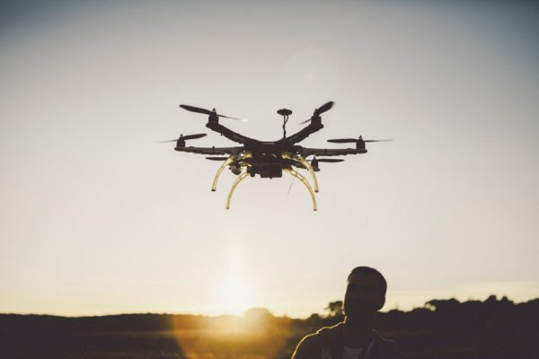 FormatDrone's tweet image. 🚀Toute l'équipe FORMAT DRONE est ravie de pouvoir à nouveau vous accueillir, depuis ce lundi 11 mai 2020. #Drone
▶️Nos prochaines sessions de formation se dérouleront, en présentiel, fin mai à #Montpellier et début juin à #Toulouse.