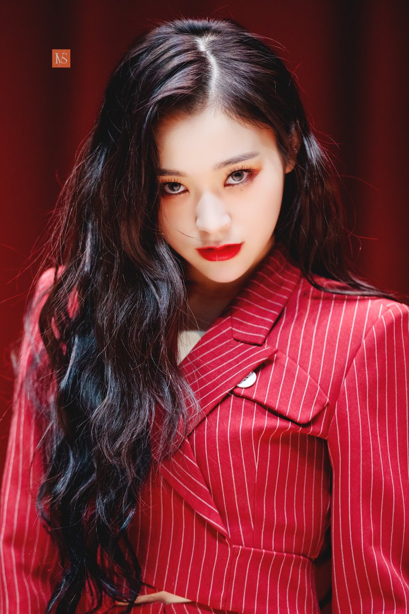 S_invincible's tweet photo. 200223 드림캐쳐 가현 코바코홀

🦊❤️

#드림캐쳐 #DREAMCATCHER 
#가현 #GAHYEON
@hf_dreamcatcher https://t.co/n06jZlkwUM