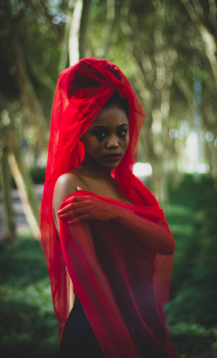 The lines between the truth and the lies.

#crimsonbride #n8tiveseries #n8tive📸