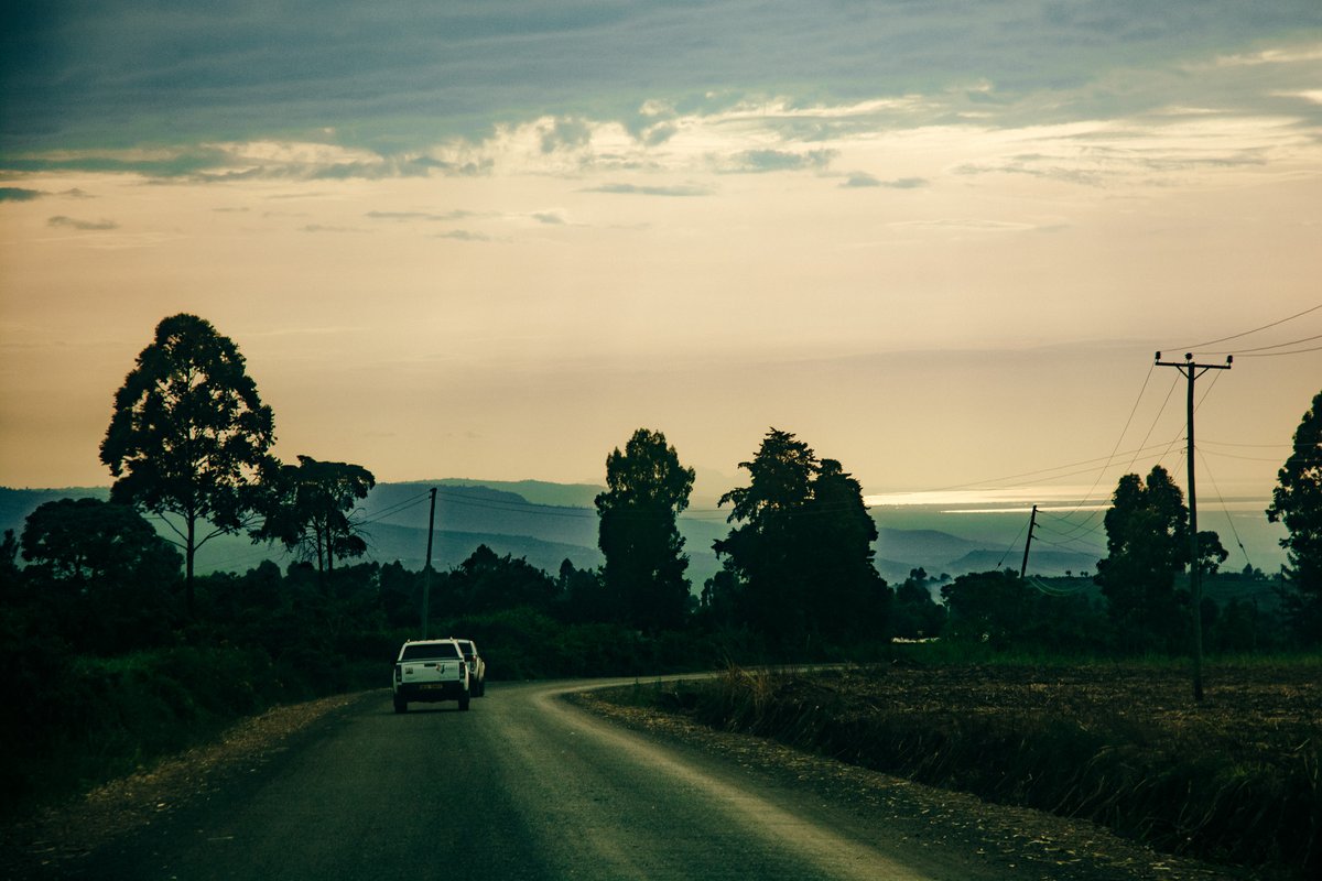 GDUDelivery's tweet photo. The Taita Girls-Liloch-&amp; Mtaragon- Fort Tenan road is almost complete and open to motorists. The 36km-long road targets the ease of movement of people and goods in the neighbouring counties of Kericho, Nandi and Kisumu https://t.co/DHUzQAvWtK