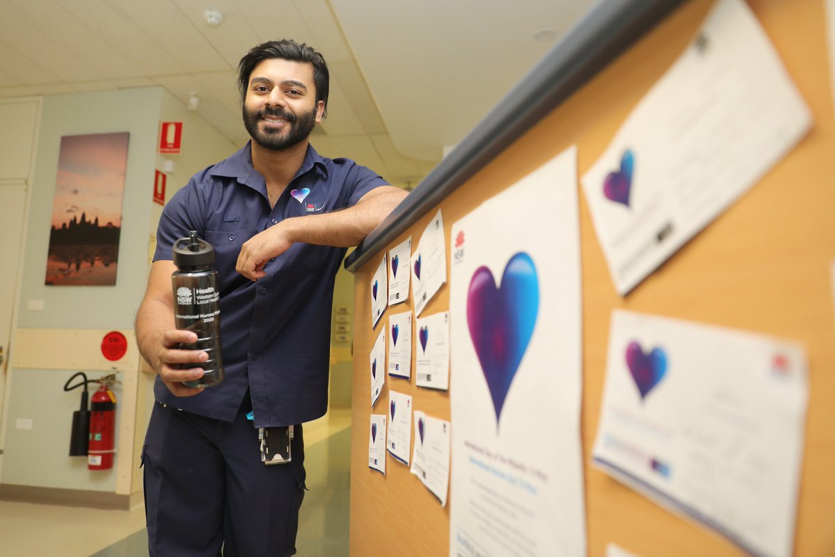 NSWChiefNMO's tweet photo. More blue and purple hearts spotted in support of nurses and midwives 💙💜 #EveryPerson #ExceptionalCare #YearoftheNurseandMidwife #InternationalNursesDay  @IllaShoalHealth @WestSydHealth https://t.co/AK7gW9BncL