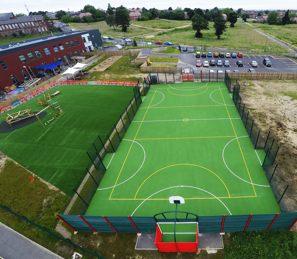 ExternalWorks's tweet photo. #MUGA installation - Prince Edward Primary School created by @playsafesound
#playgrounds, #sportscourts #MUGAs #getfit #GetActive https://t.co/lh1z8Pr3qO