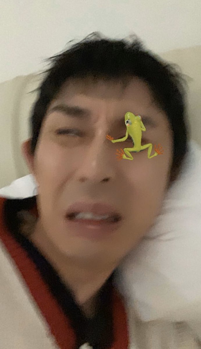 kiffslut's tweet photo. GOOD MORNING 🐸 https://t.co/VyIS2roBKH
