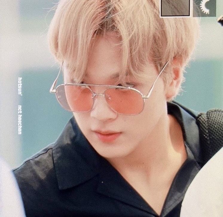 Haechan in glasses, a much needed thread: