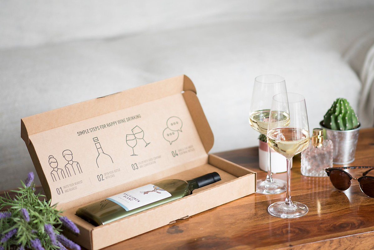 circulardrctry's tweet photo. There is room for #circular innovation even in industries as traditional as... the wine industry. 🍷 Read about how @GarconWines is re-inventing wine packaging & distribution in a more sustainable & efficient way in this interview https://t.co/cKCRv6zwNc #circularstartups https://t.co/3uOdBBbo2J