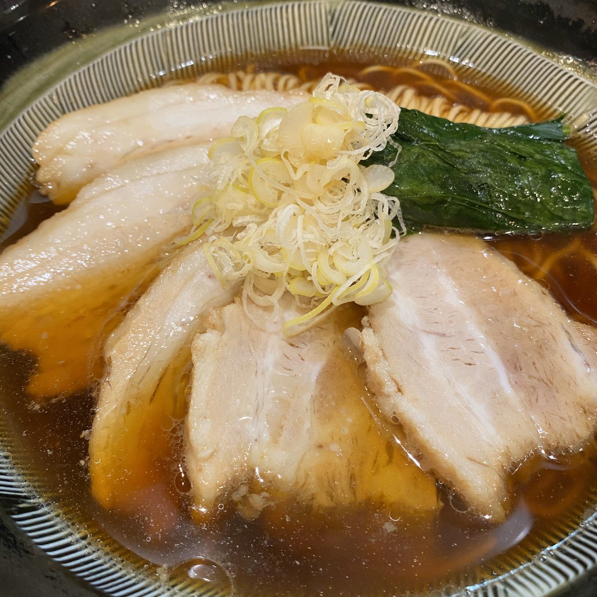 三く