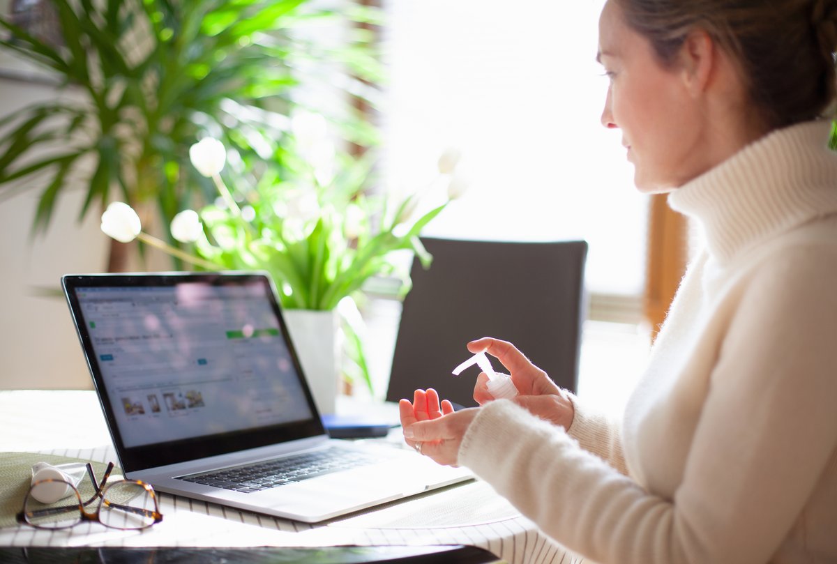 Just 60 minutes until our COVID-19 webinar starts. This week we will be talking about how to help your charity survive and recover from the epidemic. 

There's still time to register: bit.ly/3ccepTD #ThursdayThoughts