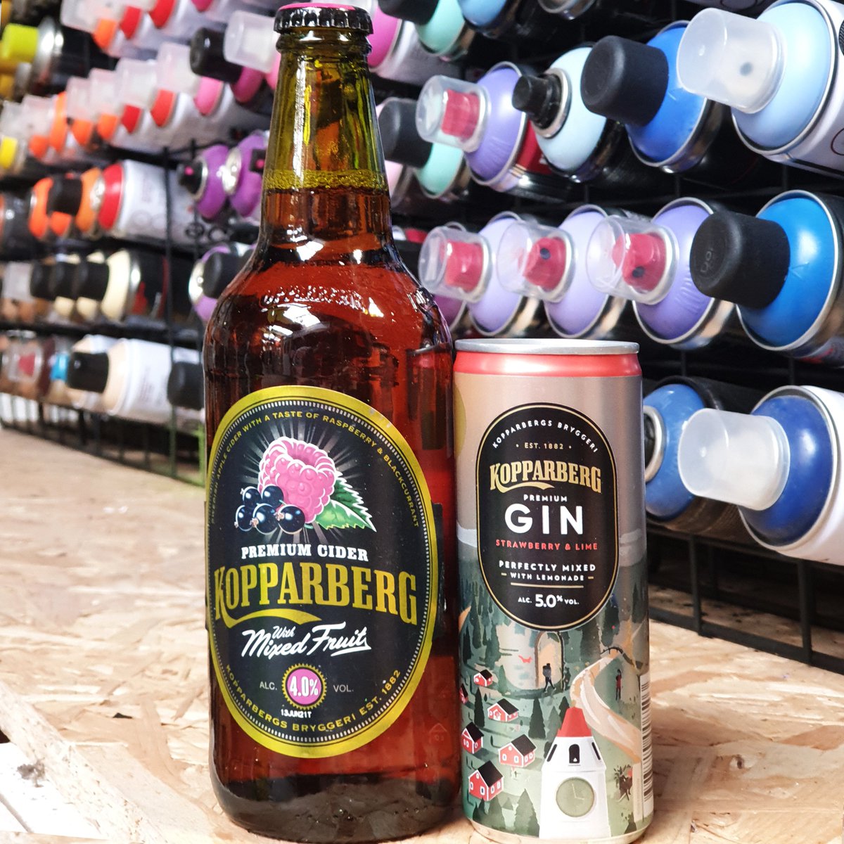 FreshCreativeC0's tweet photo. Big thanks to @KopparbergUK for sending some refreshments for the team and @Graff_City for keeping us supplied for the recent #NHS tribute murals.

#FreshCreativeCo #thankyouNHS #covid19  
 #rainbows #home2020 #mural #nhs #keyworkers #wales #swansea  #graffiti https://t.co/bqrkxwhnhx