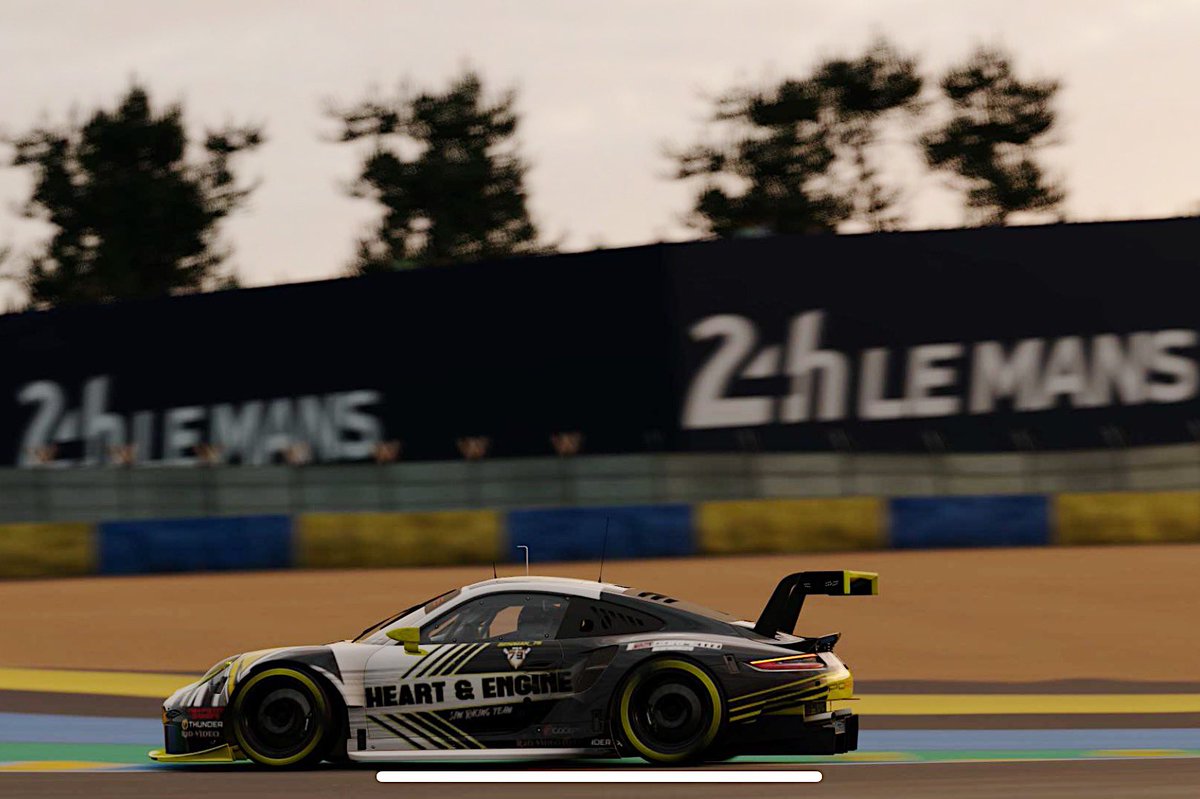 Primera victoria con <a href="/HeartandEngine/">Heart & Engine</a> en las 2H de Lemans junto a <a href="/BENiMAN_79/">BENIMAN-79</a> #WEC #Simracing @r2gvideo <a href="/Thunder_Clothes/">Thunder Clothing</a> <a href="/RCOCKPITS_Sim/">RCOCKPITS</a> <a href="/Corpetit23/">Corpetit23</a>