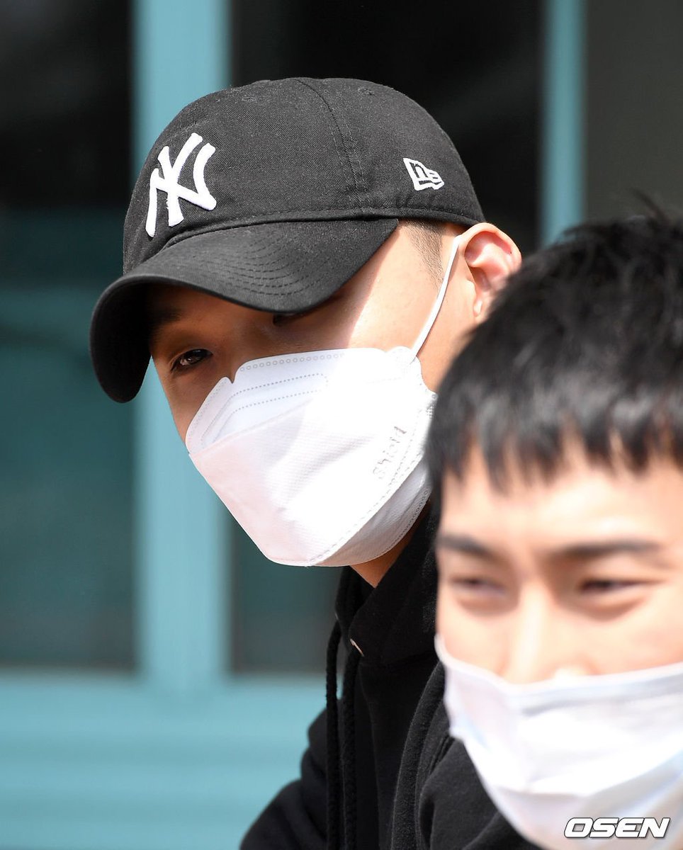 archiveshyunsik's tweet photo. stay safe! 💙 #WaitingForHyunsik https://t.co/042T2KQqAB