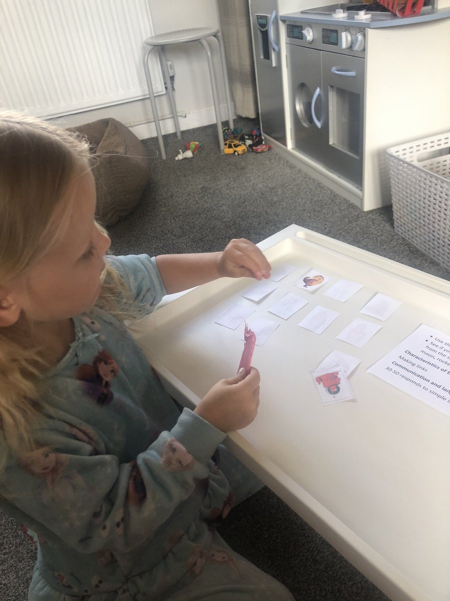 sam28986266's tweet photo. @FallingsParkPri Sophie-Louise enjoying a game of pairs and having a go at drawing our own cards to play when daddy is home later! https://t.co/UMBnHqhUYW