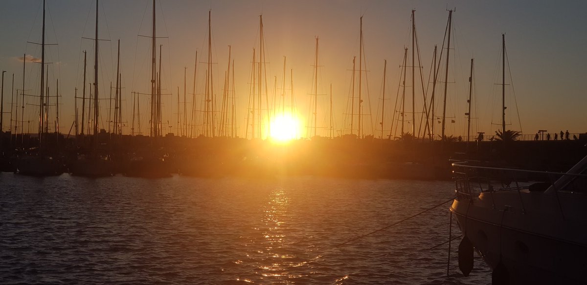 tuserco's tweet photo. Queremos amanecer de nuevo!
#AyudaAgentesViajes https://t.co/GcWQWaJsJ7