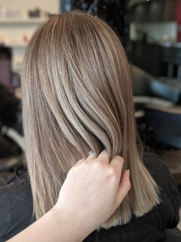 myLifePoolHarro's tweet photo. Our fundraising auction would not be happening without the kindness of The Phoenix Lounge, they offered these 2 amazing prizes which gave us the idea to host an online auction

Lot 1: Luxury Head Massage &amp; Blow Dry
Lot 2: £50 Beauty Voucher

#harrogate #supportlocal https://t.co/HiWOBQ4NOk
