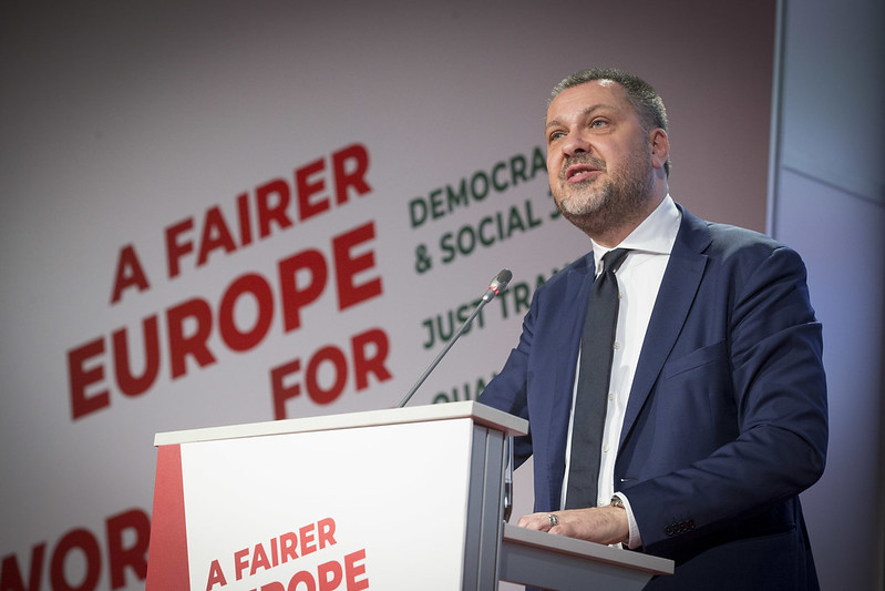 etuc_ces's tweet photo. ETUC's GS & Pres @VisentiniLuca & @CfdtBerger video meet @EU_Commission Pres @vonderleyen 16.30 today to discuss #COVID19 emergency measures to protect jobs, containment exit strategy for workers & economic recovery plan, plus #ECWorkProgramme https://t.co/AGpnHxwFIA