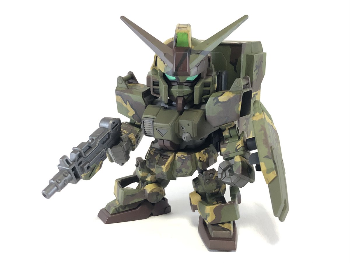 かっこん Sd陸戦型ガンダム 迷彩塗装完成しました 迷彩部分は筆塗り その他はエアブラシで塗装しています ガンプラ 陸戦型ガンダム T Co Aljoks2a5o Twitter かっこん Sd陸戦型ガンダム 迷彩塗装完成しました 迷彩部分は筆塗り その他はエアブラシで塗装しています ガンプラ 陸戦型ガンダム T Co Aljoks2a5o Twitter