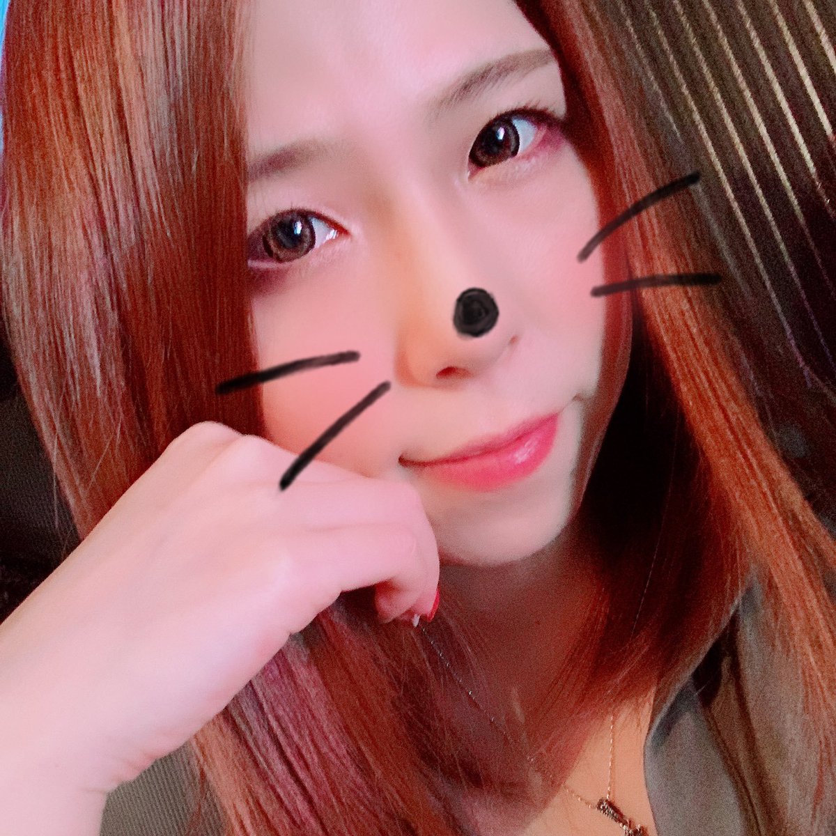 oncabazukan's tweet photo. 今回ご紹介するキャストは
オンキャバPEACHの
@PEACH96938827
「MANA」さんです♪
@ManaPeachMana

💛MANAさん情報💛
「男性のここがフェチ！」
プニプニお腹 笑顔が可愛い💕
💖一言💖
よく喋る人が好きです❤️
￼
#オンキャバ図鑑 #zoomキャバクラ #オンキャバ #オンラインキャバクラ https://t.co/AhiX2pgtTk